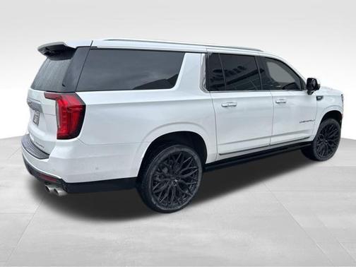 White Frost Tri-Coat 2024 GMC Yukon XL Denali