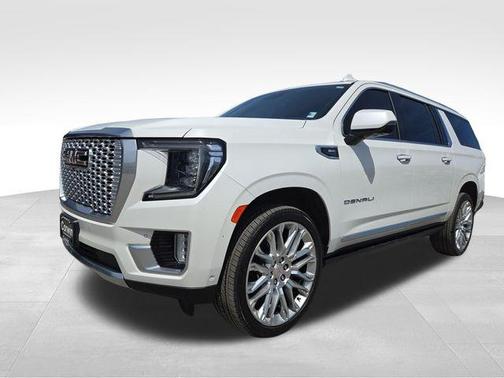 White Frost Tri-Coat 2024 GMC Yukon XL Denali