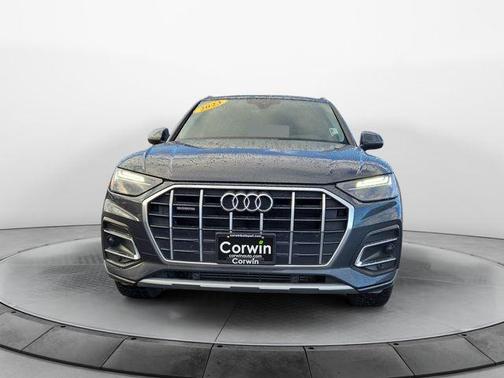 2023 Audi Q5 40 Premium