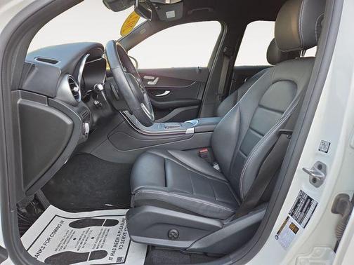 2022 Mercedes-Benz GLC 300 Base 4MATIC