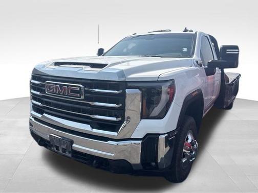 Summit White 2024 GMC Sierra 3500 SLE
