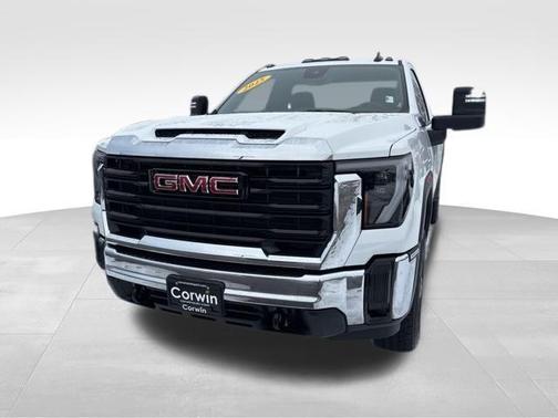 2025 GMC Sierra 3500 Pro