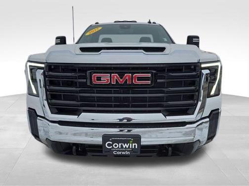 2025 GMC Sierra 3500 Pro