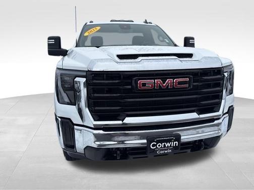 2025 GMC Sierra 3500 Pro