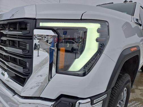 2025 GMC Sierra 3500 Pro