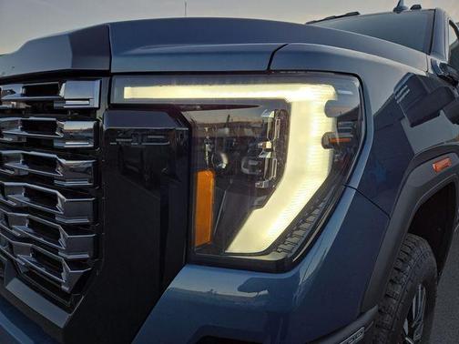 2026 GMC Sierra 3500 Denali Ultimate