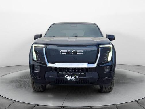 2025 GMC Sierra EV Denali