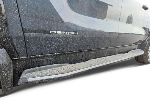2025 GMC Sierra EV Denali