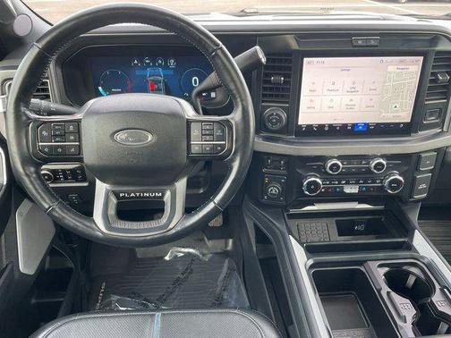 2025 Ford F-350 Platinum