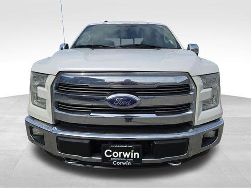 White Platinum Clearcoat Metallic 2016 Ford F-150 Lariat