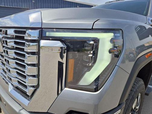 Sterling 2026 GMC Sierra 2500 Denali