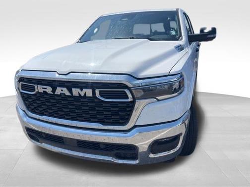 Bright White Clearcoat 2026 RAM 1500 Big Horn/Lone Star