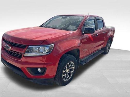 Red 2018 Chevrolet Colorado LT