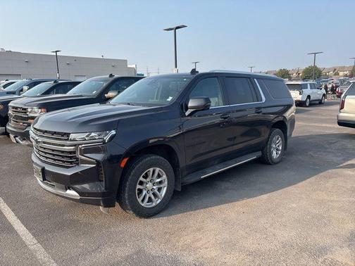 2022 Chevrolet Suburban LT