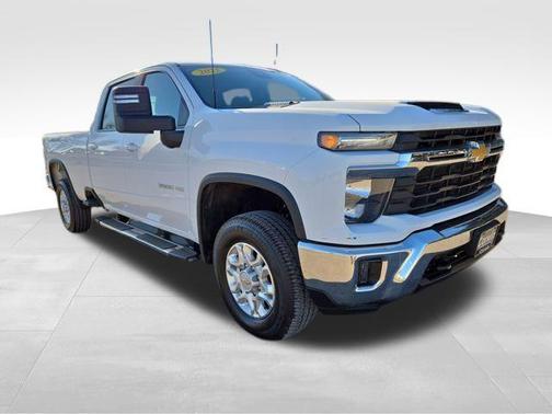 2025 Chevrolet Silverado 3500 LT
