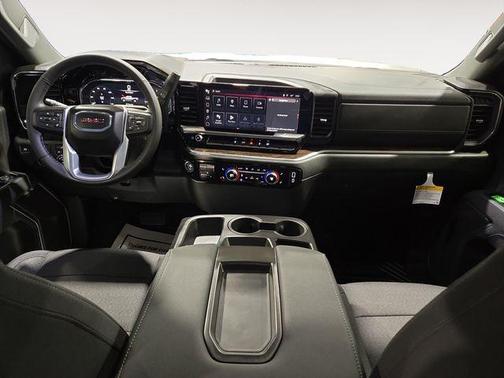 2026 GMC Sierra 2500 SLE