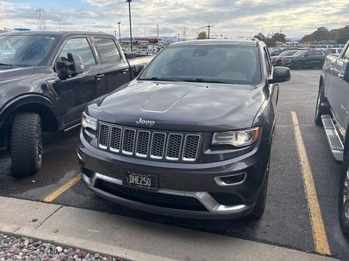 2016 Jeep Grand Cherokee Summit