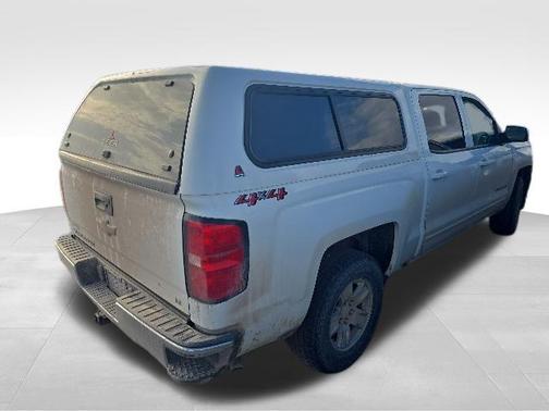 Summit White 2018 Chevrolet Silverado 1500 LT
