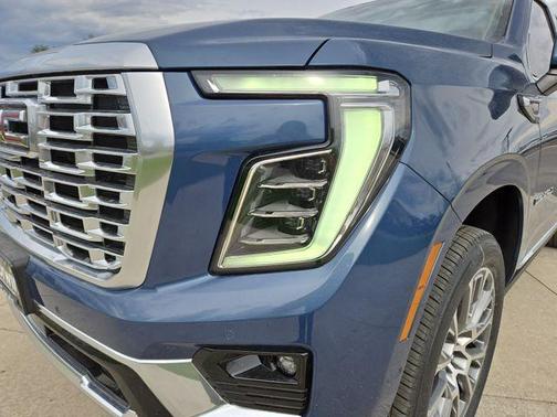 Metallic 2026 GMC Yukon XL Denali