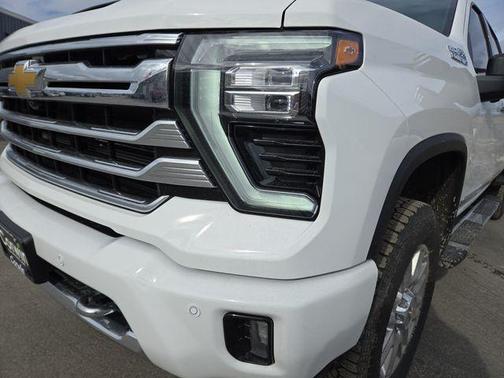 2025 Chevrolet Silverado 3500 High Country