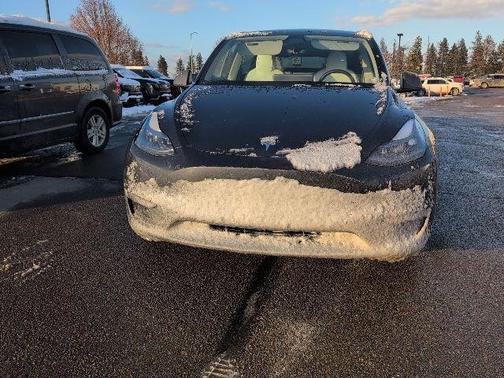 2025 Tesla Model Y Long Range