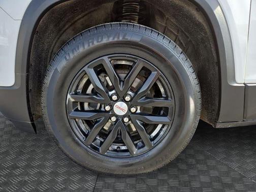 2020 GMC Acadia AT4