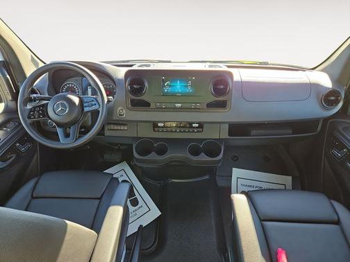 2024 Mercedes-Benz Sprinter 2500 144 WB Standard Roof Passenger