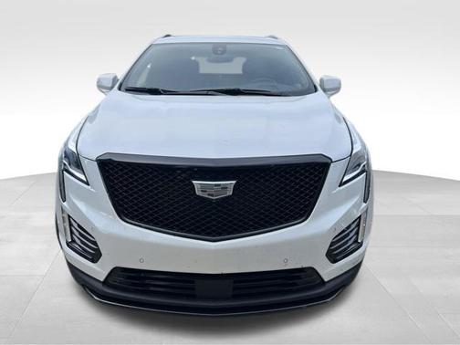 Crystal White Tri-Coat 2022 Cadillac XT5 Sport