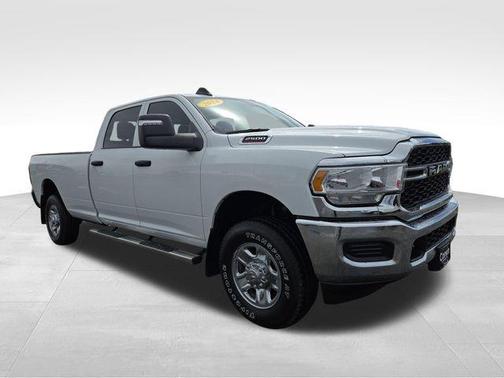 Bright White Clearcoat 2024 RAM 2500 Tradesman