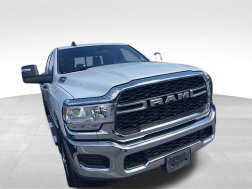 Bright White Clearcoat 2024 RAM 2500 Tradesman