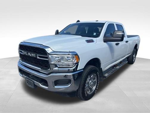 Bright White Clearcoat 2024 RAM 2500 Tradesman