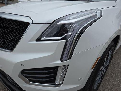 2022 Cadillac XT5 Sport