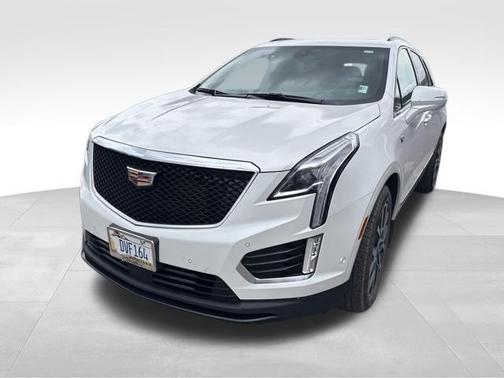 Crystal White Tri-Coat 2022 Cadillac XT5 Sport