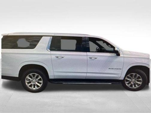 Summit White 2023 Chevrolet Suburban Premier