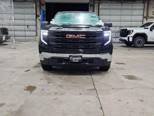2025 GMC Sierra 1500 Pro