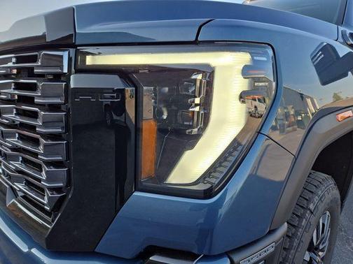 2026 GMC Sierra 3500 Denali Ultimate