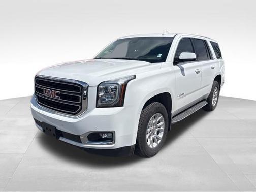 Summit White 2017 GMC Yukon SLT