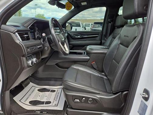 Summit White 2021 GMC Yukon XL Denali
