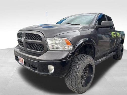 2017 RAM 1500 SLT