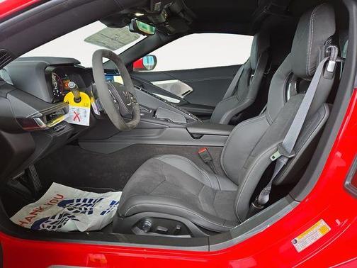 2025 Chevrolet Corvette Stingray w/2LT