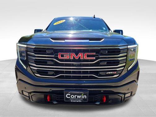 Onyx Black 2024 GMC Sierra 1500 AT4
