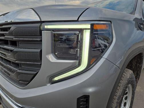 Sterling 2026 GMC Sierra 1500 Pro