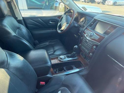 2017 INFINITI QX80 Base