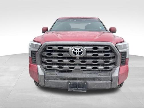 2023 Toyota Tundra Hybrid Platinum