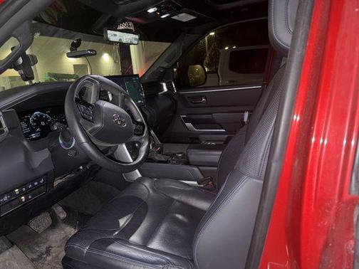 2023 Toyota Tundra Hybrid Platinum