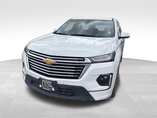 Summit White 2023 Chevrolet Traverse Premier
