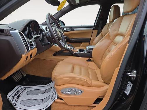 2015 Porsche Cayenne Turbo