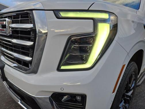 Summit White 2026 GMC Yukon XL Elevation