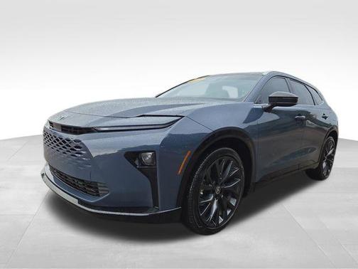 2025 Toyota Crown Signia LIMITED