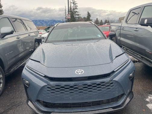 2025 Toyota Crown Signia LIMITED